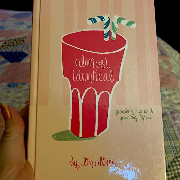 Almost Identical Hard Back Book by Lin Oliver “growing up and growing apart” - Picture 6 of 6